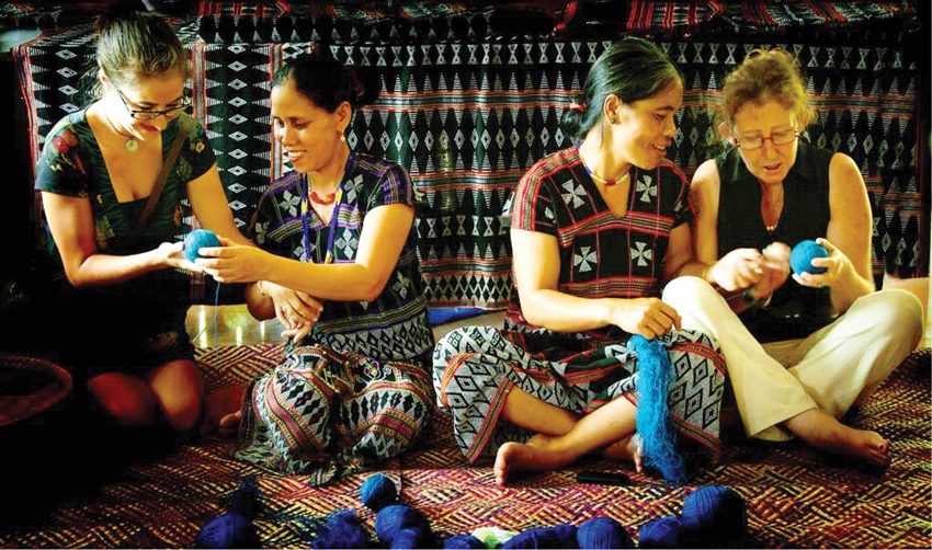 Nghề dệt thổ cẩm zèng của dân tộc Tà Ôi là một trong 2 Di sản văn hóa cấp Quốc gia của A Lưới 
