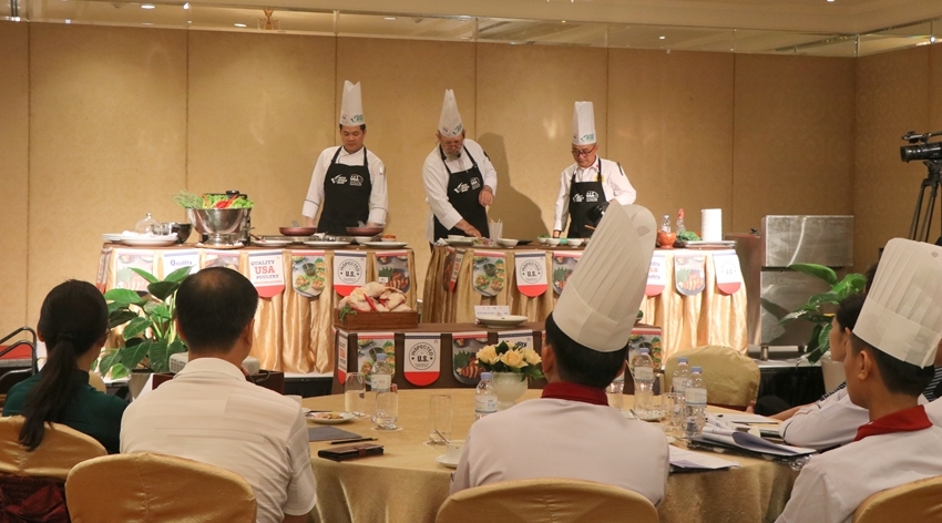  Cooking demonstration using American chicken