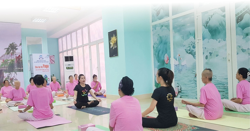  Nhiều bệnh nhân trông chờ đến giờ học yoga hàng tuần 