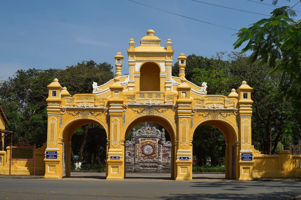 The Privy Council at 33 Tong Duy Tan Street, Phu Xuan Ward, Hue City