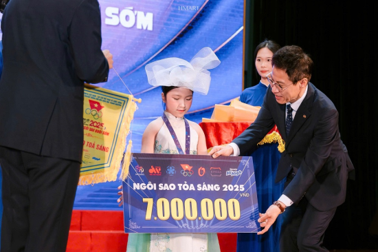 Em Trương Nguyễn Minh Phương (Thành phố Huế) xuất sắc dành danh hiệu Ngôi Sao Tỏa Sáng 2025 tại Cuộc thi