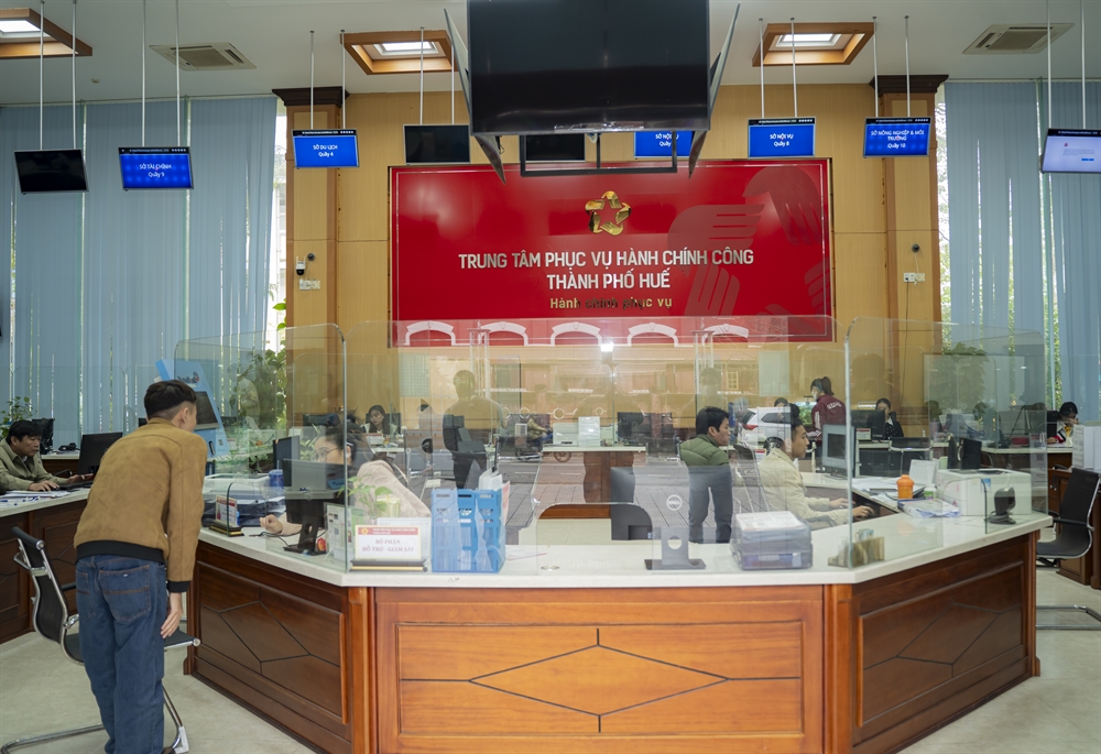 Giải quyết TTHC tại Trung tâm phục vụ hành chính công thành phố Huế