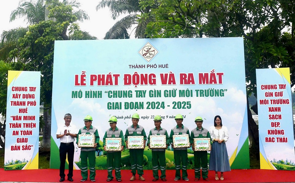 Huế - Hình mẫu Đô thị Giảm Nhựa tại Miền Trung Việt Nam