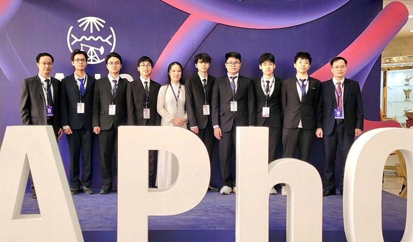 Đội tuyển Việt Nam tham dự Olympic Vật lý Châu Á năm 2025. Ảnh: Bộ GD&ĐT