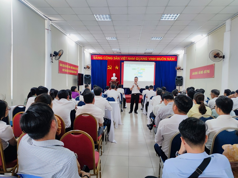 Thành phố Huế tập huấn vận hành các phần mềm dùng chung phục vụ hệ thống chính quyền hai cấp trước ngày chính thức triển khai