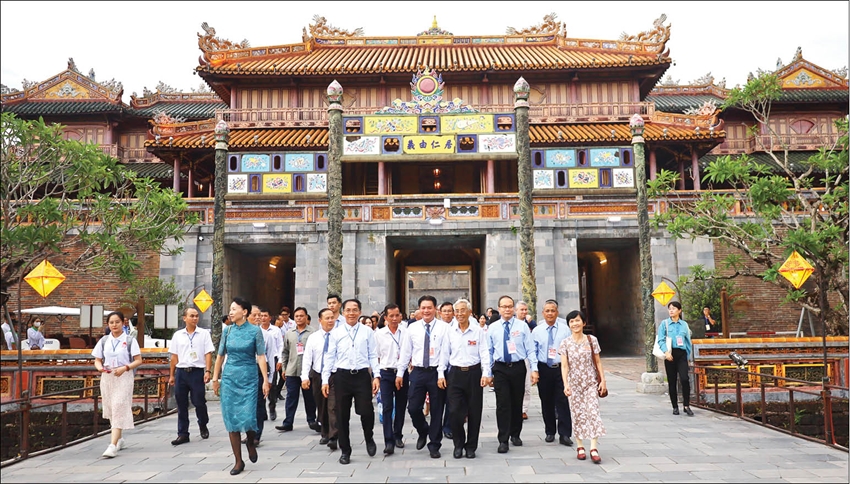  Luật Di sản văn hóa (sửa đổi) một khi có hiệu lực sẽ nâng cao hiệu lực, hiệu quả quản lý nhà nước trong công tác bảo tồn, phát huy các giá trị di sản văn hóa dân tộc nói chung và trên địa bàn TP. Huế nói riêng