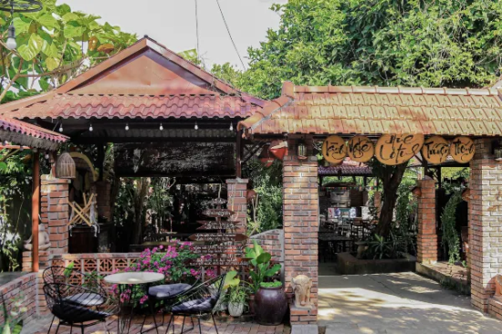 Huế Lotus Homestay 