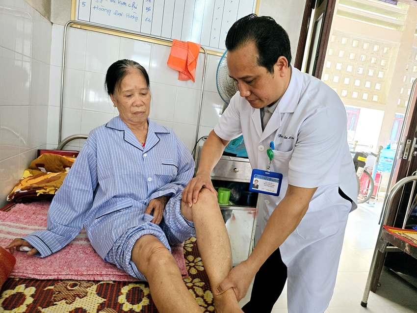 Khám chữa bệnh BHYT tại Trung tâm Y tế Phú Lộc