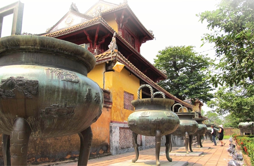  The Nine bronze urns in Hue Imperial Citadel