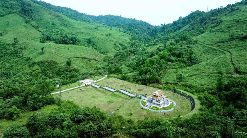 Nhà tưởng niệm liệt sĩ tuyến đường 71 tại Tiểu khu 67 (phường Phong Điền) được xếp hạng là Di tích lịch sử lưu niệm sự kiện. Ảnh: BTLS