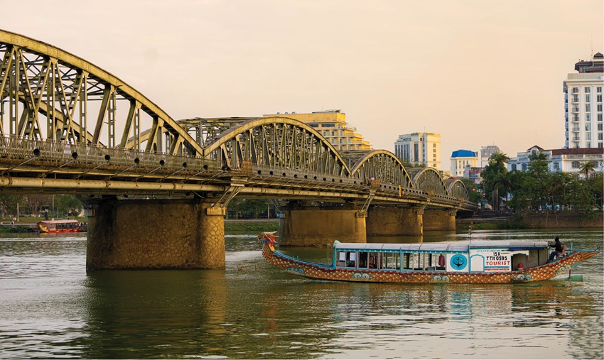 Huế có sông Hương đẹp nhưng du lịch đường sông vẫn chưa tạo được dấu ấn rõ nét 