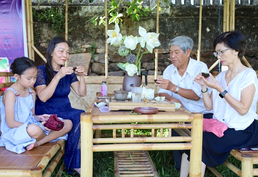 Visitors enjoying tea at Hue Lotus Festival 2026 