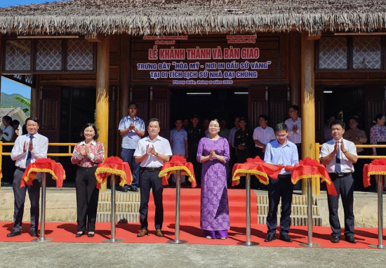 Khánh thành không gian trưng bày chuyên đề "Hòa Mỹ - Nơi in dấu sử vàng". Ảnh: PT