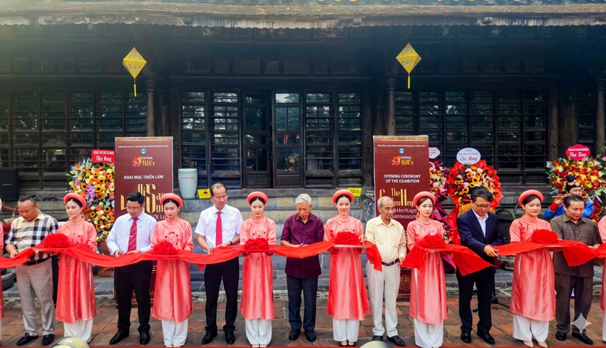 The “Golden Heritage - A Convergence of Excellence” exhibition has the participation of 23 collectors with over 100 artifacts and artifact collections