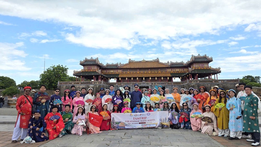 Đoàn famtrip đã khảo sát nhiều điểm đến, sản phẩm du lịch tiêu biểu tại Huế và Đà Nẵng