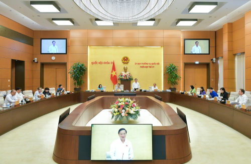 Thành lập thành phố Huế trực thuộc trung ương