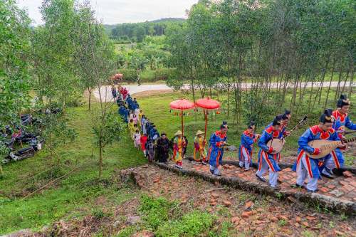 [Tuần lễ Áo dài cộng đồng Huế 2025] - Tri ân Võ Vương Nguyễn Phúc Khoát và Hoàng đế Minh Mạng