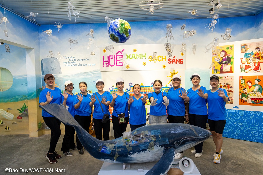 Huế - Đô thị giảm nhựa, Dự án giảm nhựa Huế, Huế không rác nhựa, Dự án TVA WWF Huế, TVA WWF Huế, Giảm thiểu rác thải nhựa ở Huế, Đô thị giảm nhựa miền Trung Việt Nam, Huế đô thị giảm nhựa WWF, Huế giảm ô nhiễm nhựa, Huế đô thị xanh sạch đẹp, Phân loại rác thải nhựa tại nguồn, Đổi rác lấy quà Huế, Chiến dịch làm sạch sông Hương, Hệ thống quản lý rác thải nhựa Huế, Truyền thông giảm rác nhựa, Trường học không rác thải, tái chế tác, Hợp tác công tư giảm nhựa Huế Huế - Đô thị giảm nhựa, Dự án giảm nhựa Huế, Huế không rác nhựa, Dự án TVA WWF Huế, TVA WWF Huế, Giảm thiểu rác thải nhựa ở Huế, Đô thị giảm nhựa miền Trung Việt Nam, Huế đô thị giảm nhựa WWF, Huế giảm ô nhiễm nhựa, Huế đô thị xanh sạch đẹp, Phân loại rác thải nhựa tại nguồn, Đổi rác lấy quà Huế, Chiến dịch làm sạch sông Hương, Hệ thống quản lý rác thải nhựa Huế, Truyền thông giảm rác nhựa, Trường học không rác thải, tái chế tác, Hợp tác công tư giảm nhựa Huế