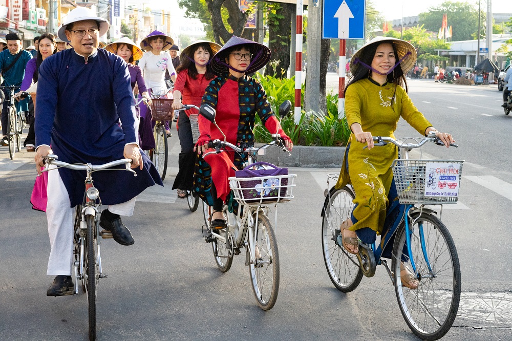 Doan Trang Ao Dai - /en-us